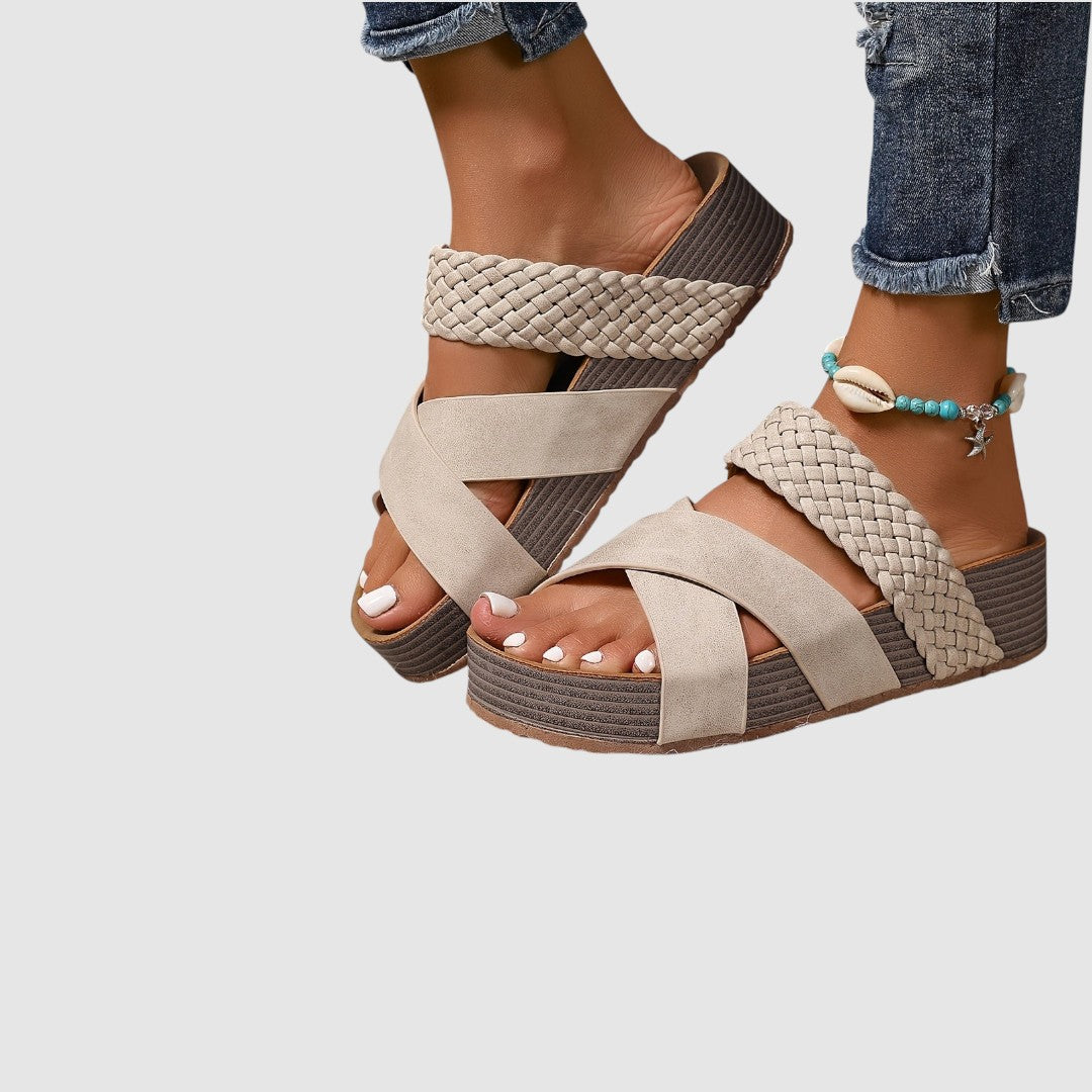 Martina - Ortopedické kožené sandály