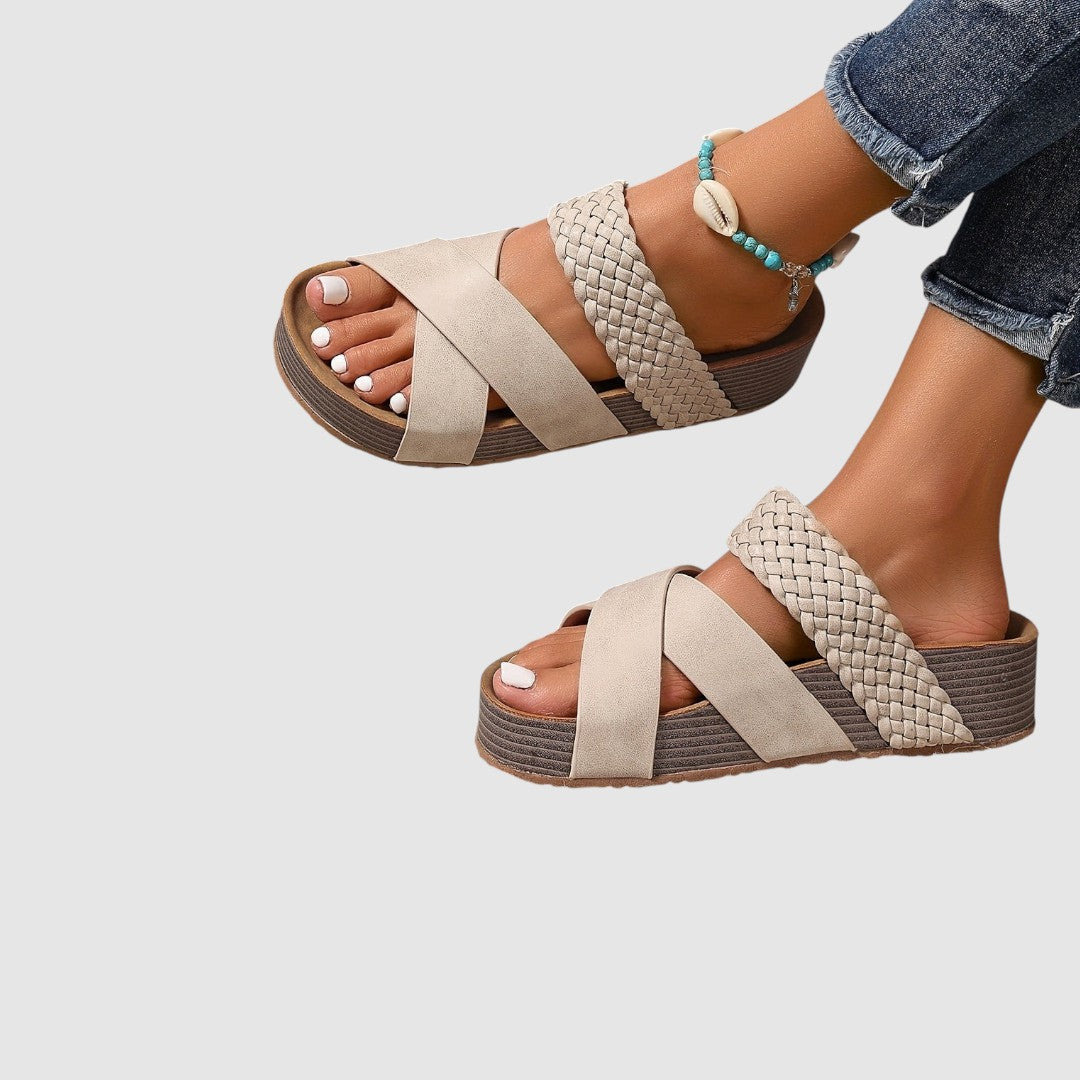 Martina - Ortopedické kožené sandály