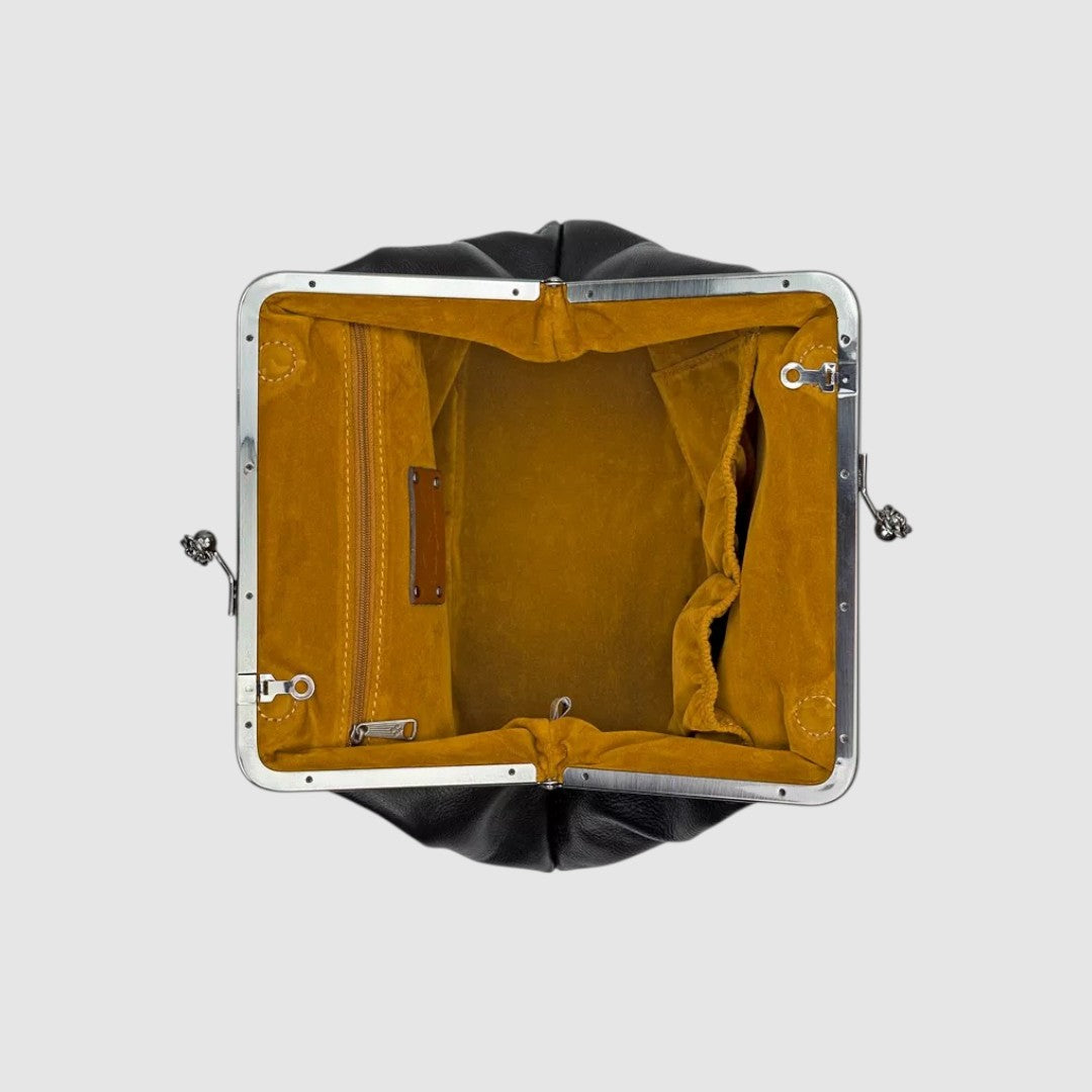 Leontýna - Kožená taška s retro zapínáním