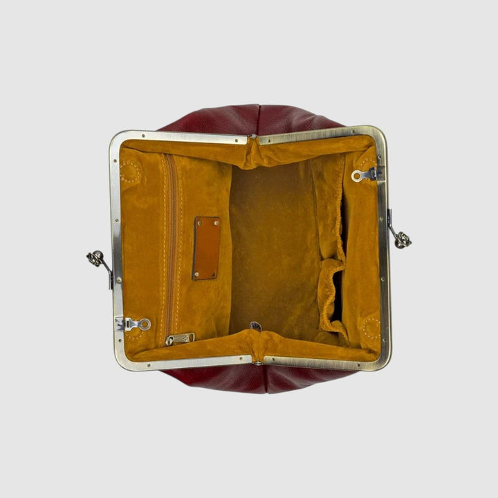 Leontýna - Kožená taška s retro zapínáním