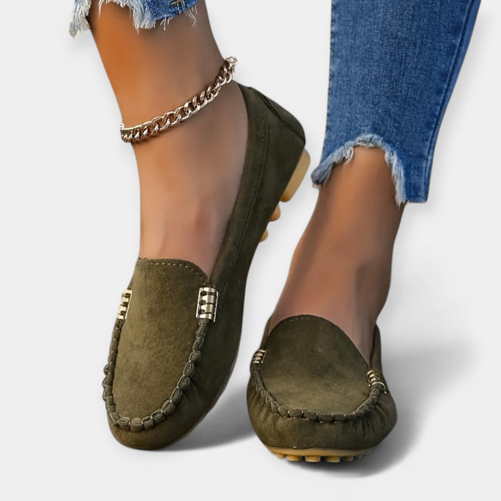 Gabriela - Loafery s metalickými prvky