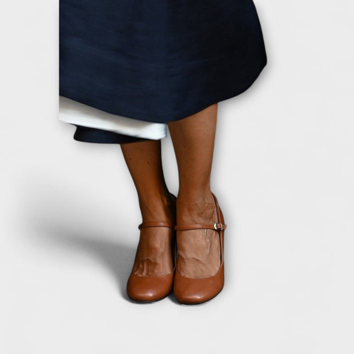 Stella - Dámské lodičky na podpatku s páskem přes nárt