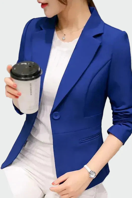 Leontýna - Sako v ideálním střihu